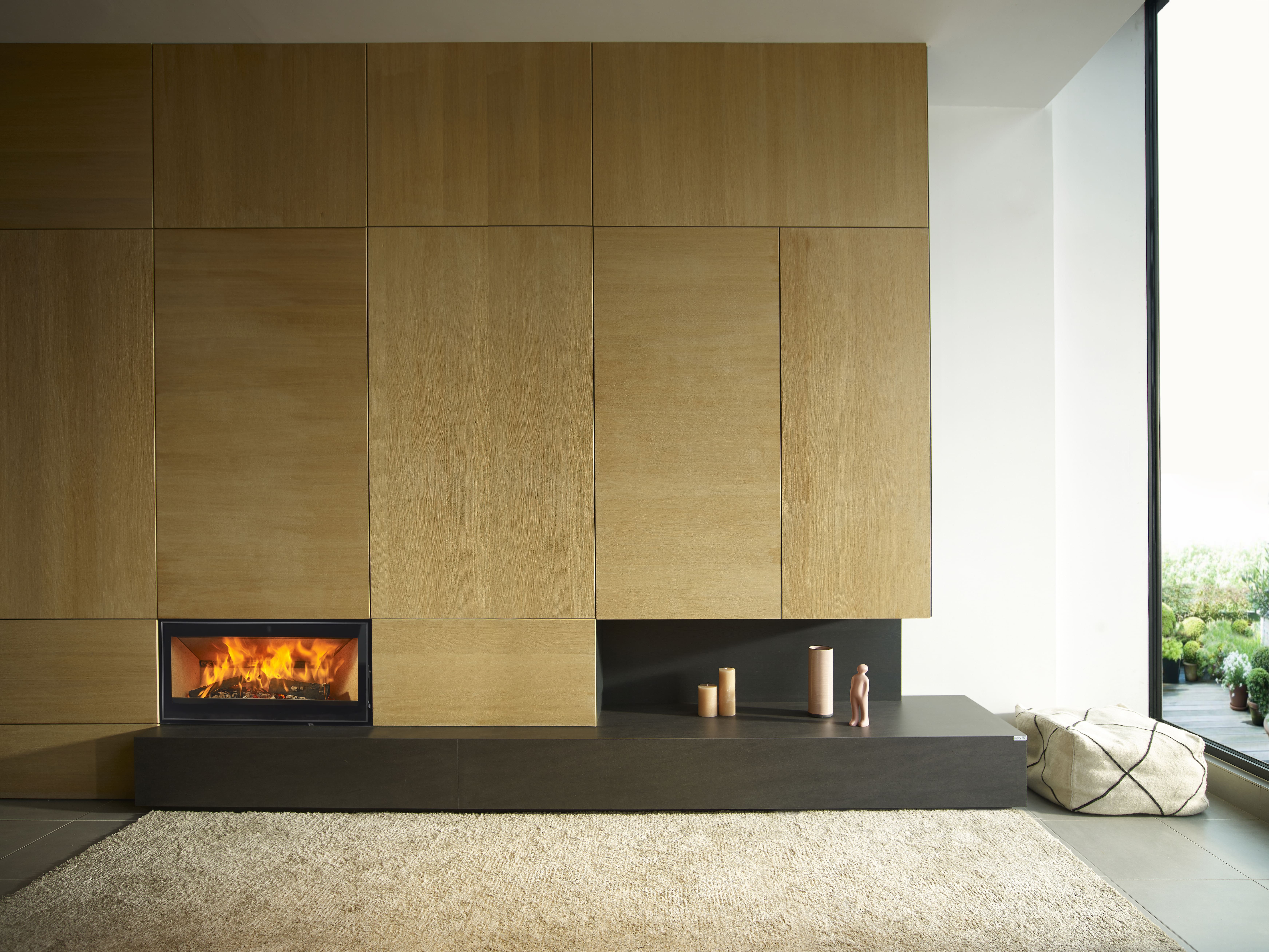 Photo Built-in woodfireplace Pure 16/9